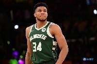 【直播吧评选】2月9日NBA最佳球员：字母哥