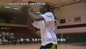 天赋溢出屏幕！15岁科比在学校扣篮表演 这是15岁该有样子？