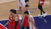 赵睿偷听深圳战术，结果还是被顾全跑出空位轻松上篮.