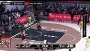 全场14次被撞飞摔倒！林书豪昨日13仅中3贡献16分12板5助7误