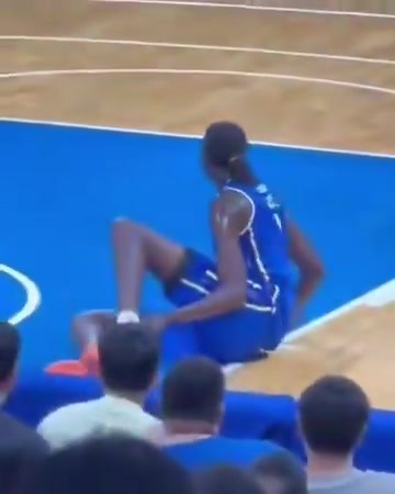 前NBA球员波尔&middot;波尔遭遇跟腱撕裂！菲律宾联赛场均38+14